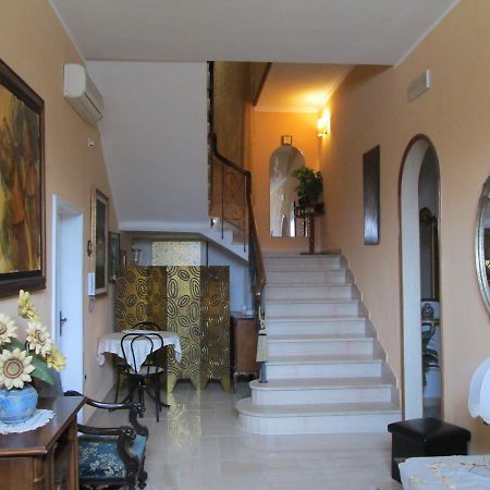 B&B Regina Margherita Пьомбино Экстерьер фото