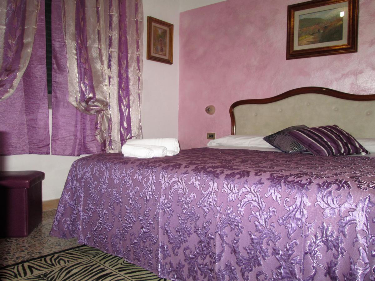 B&B Regina Margherita Пьомбино Экстерьер фото